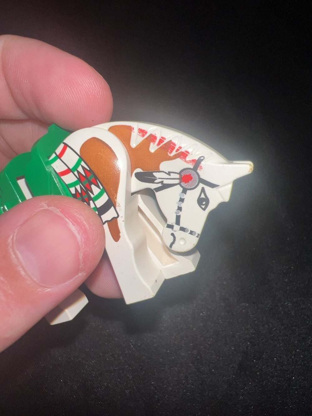 LEGO Western Native American Style Horse with Green Saddle and Red Handprint - Picture 4 of 7